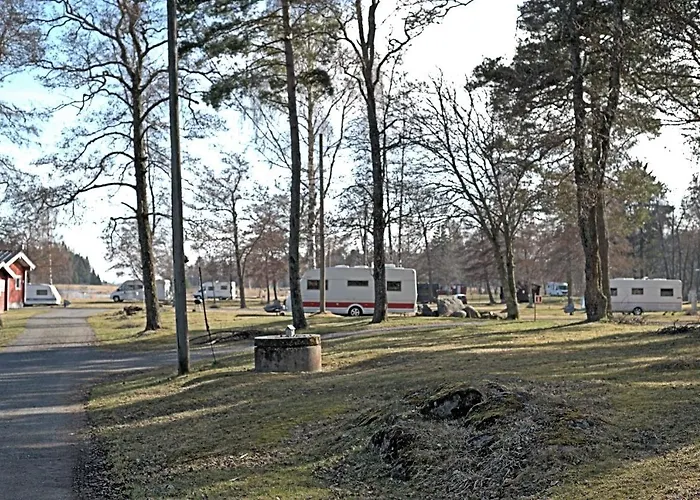 Pukinsaaren Camping