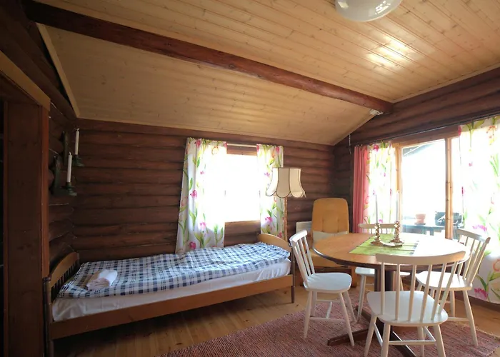 Pukinsaaren Camping